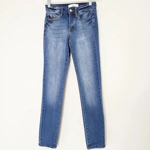KanCan Mid Rise Skinny Jeans 0/23